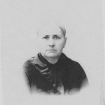 Elizabeth (Schumm) Schinnerer (1841-1917) w/o Frederick Schinnerer. This photo appears to have been taken at the same time as the previous photo of Frederick.