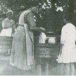 Emily (Bryan) (1856-1940) & Pearl Reid (1880-1962) Photo courtesy of Brian Brewster
