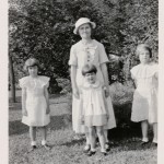 Hilda Scaer Schumm with daughters Amy, Esther, Florence, c1937