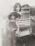 Louise, Fred, Goldie (Lee) Roesner