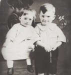 Louise (Roesner) Bennett & Fred Roesner, children of Ed & Goldie (Lee) Roesner
