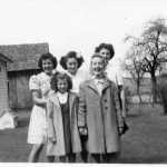 Back: Esther (Schumm) Krueckeberg, Ella (Roehm) Thieme, Florence (Schumm) Miller. Front: Mary (Schumm) Grote, Helen (Roehm) Schwartz.
