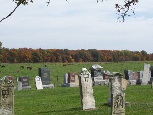 Zion Cemetery, Schumm, in Autumn